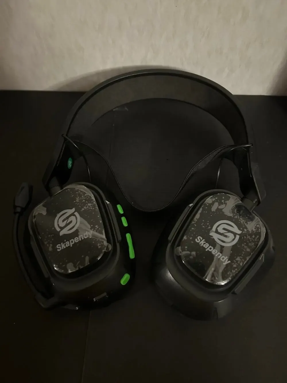 SILAFREED Wireless Gaming Headset for PS5 PS4 PC 2.4GHz Over Ear Headphones